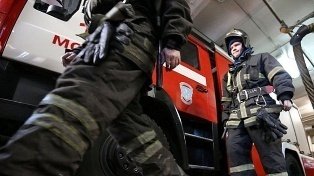 Спасатели МЧС России ликвидировали пожар в нежилом здании в Промышленновском МО